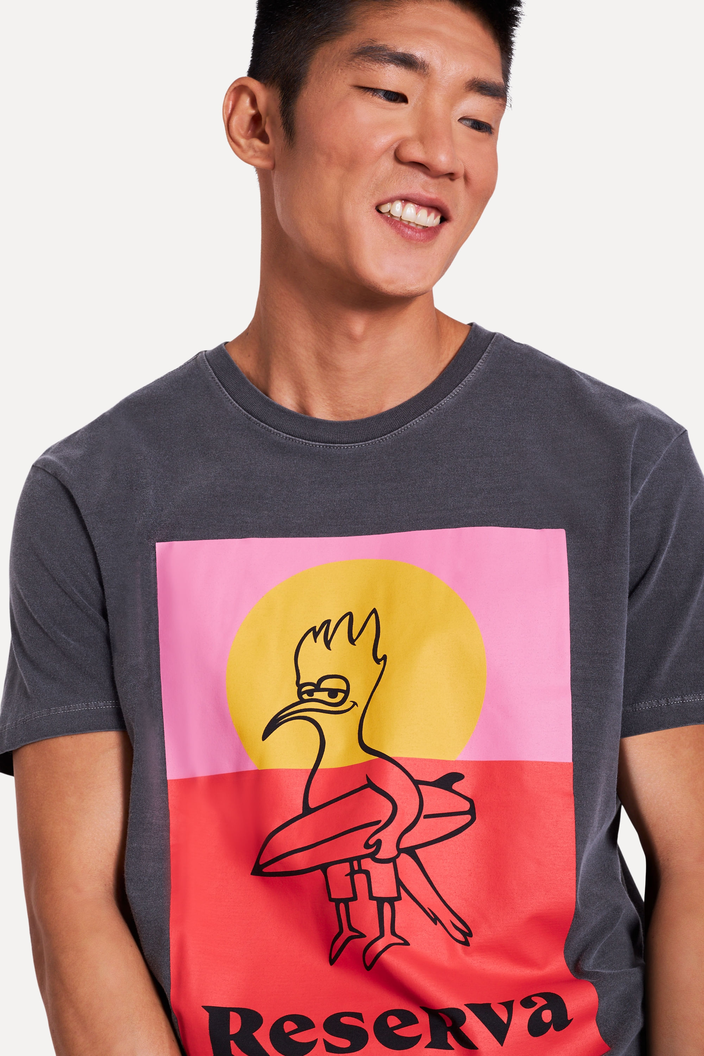 Camiseta Preta Reserva Estampada Pica Pau Surf Bicolor