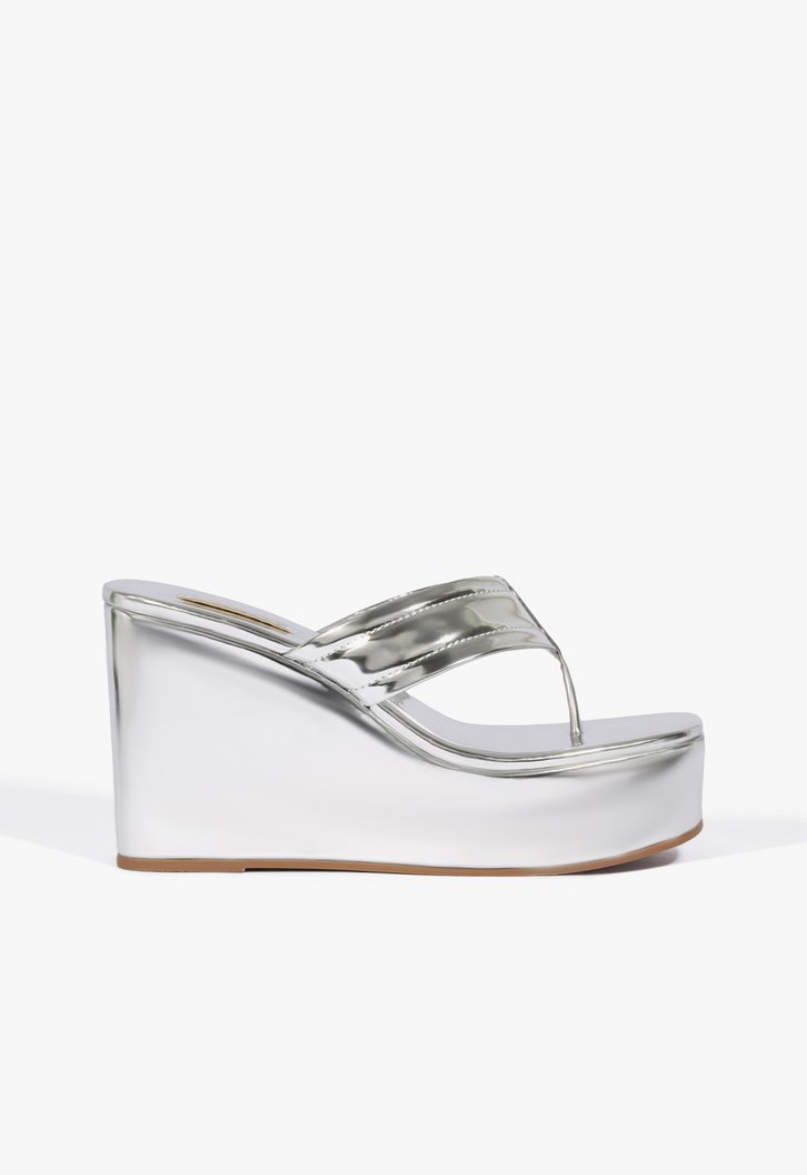 Chinelo Plataforma Prata