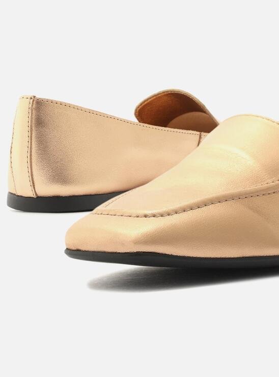 MOCASSIM ROSÊ AREZZO COURO BICO QUADRADO COSTURAS
