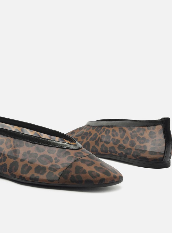 Sapatilha Animal Print Tela Cap Toe