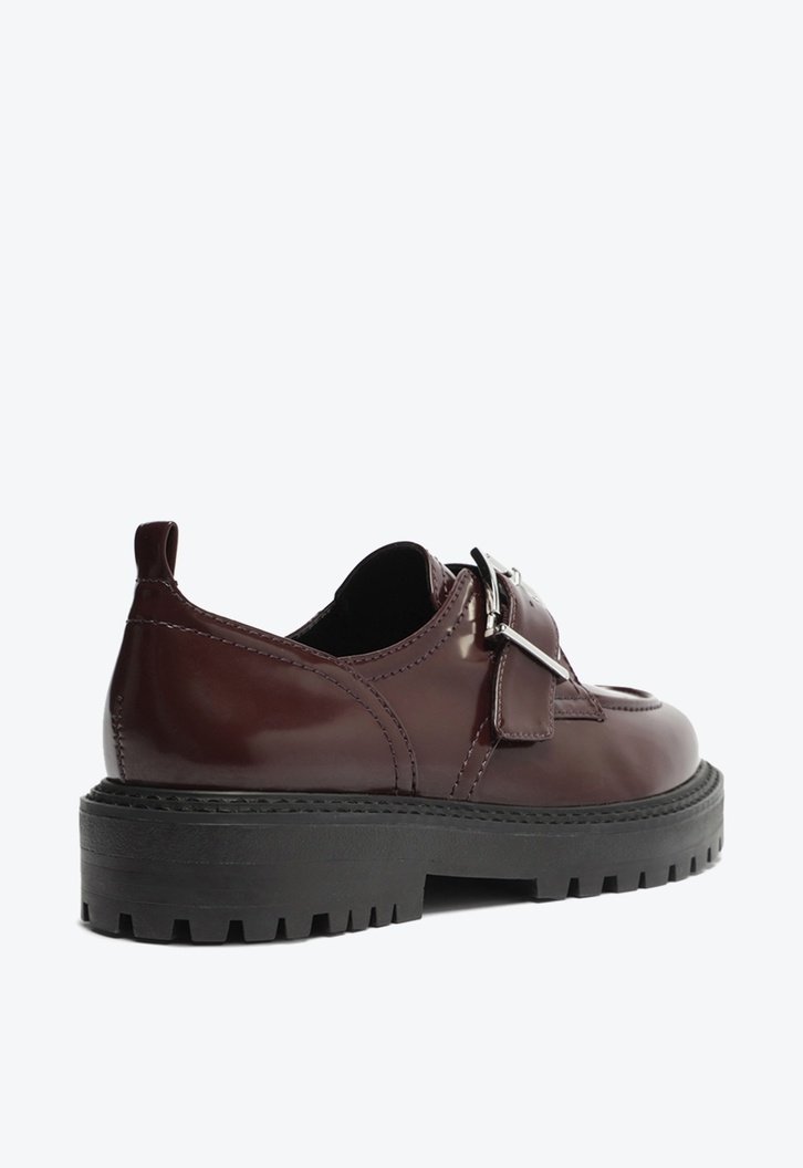 Mocassim Vinho Arezzo Tratorado Fivela Harper