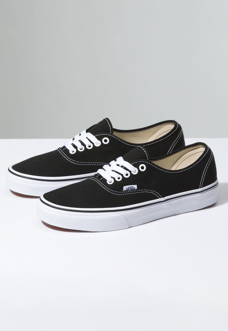 Tênis Authentic