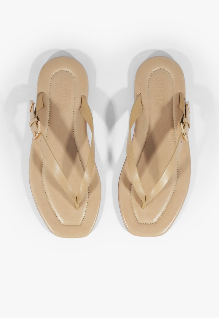 Chinelo Fivela Couro Nude