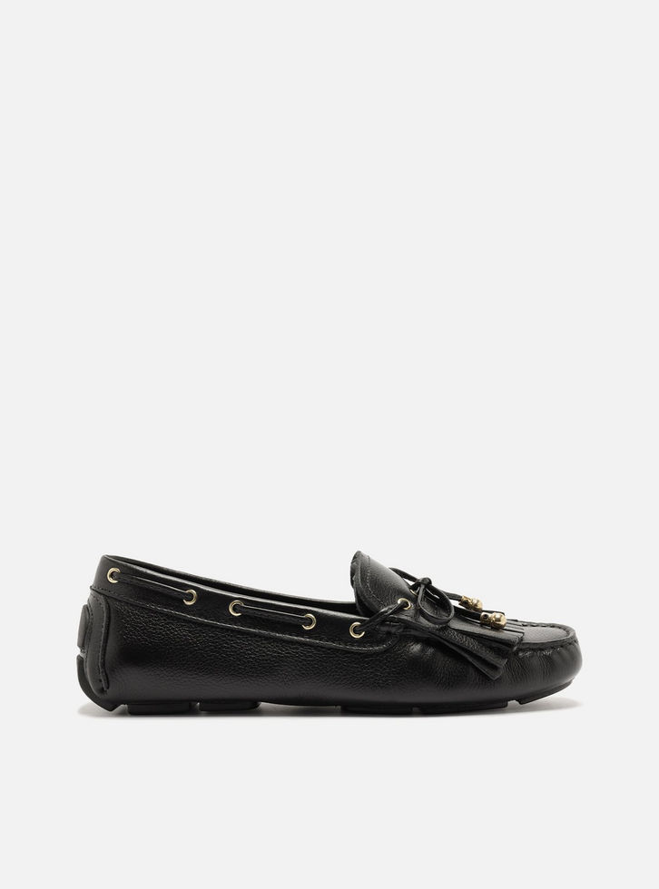 Mocassim Preto Couro Franjas Laço Retrô