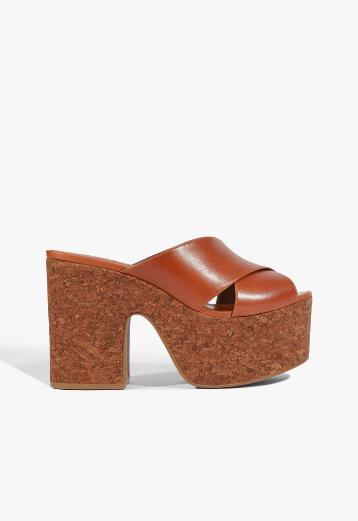 Sandália Plataforma Couro Marrom