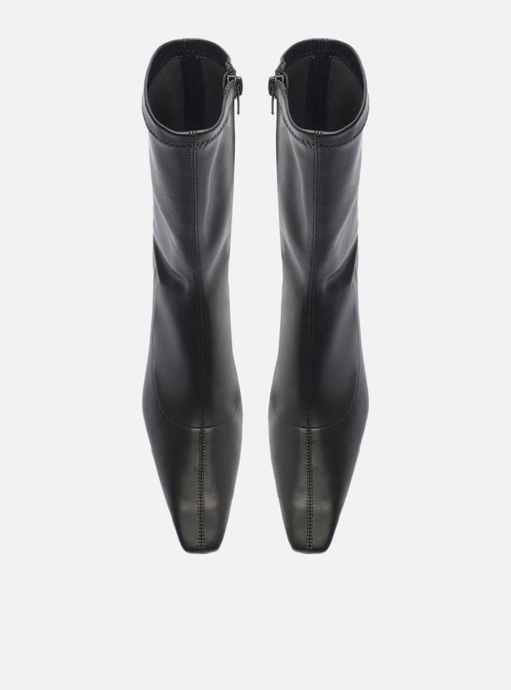 Bota Preta Cano Médio Bico Quadrado