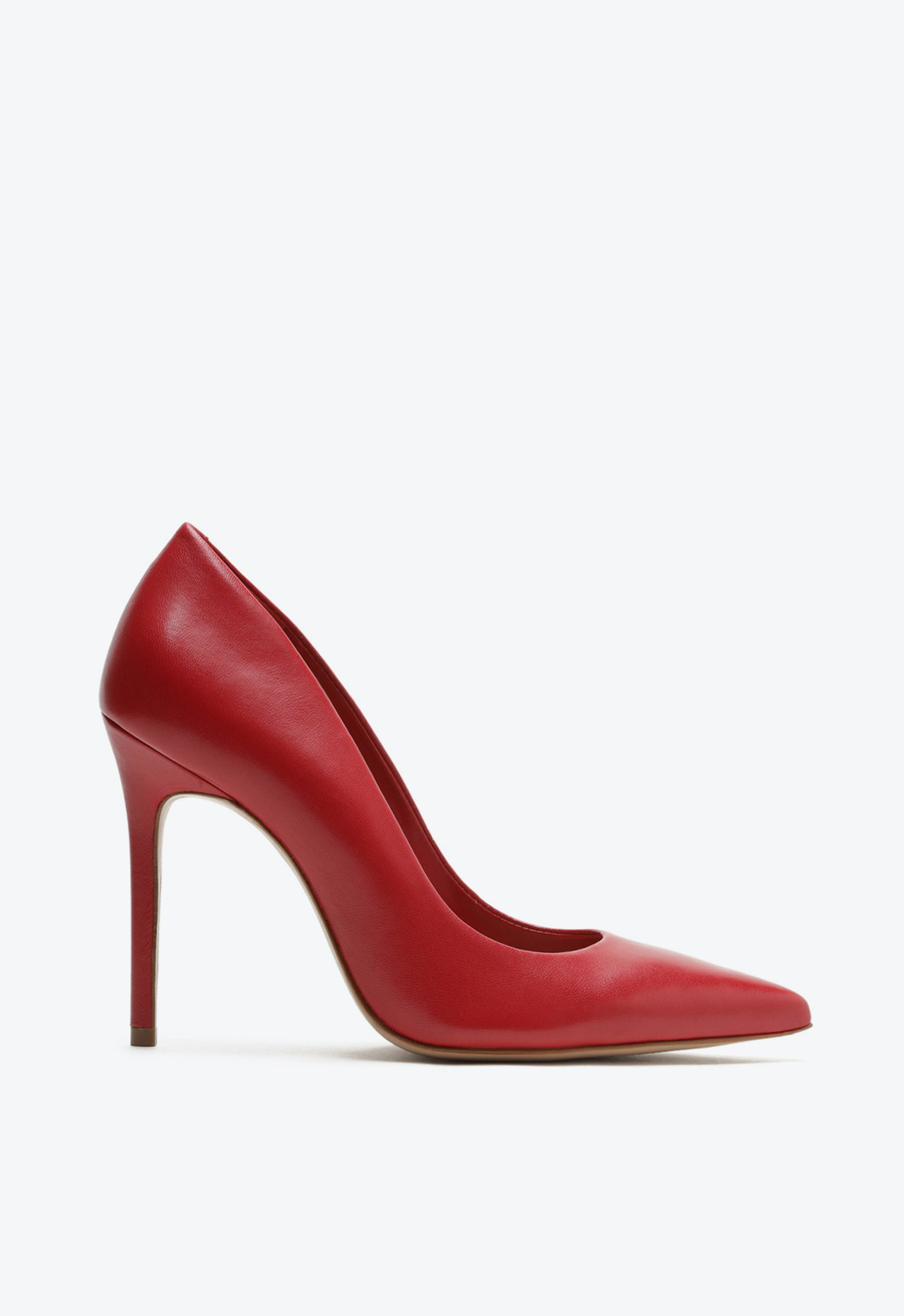 Scarpin hotsell vermelho envernizado