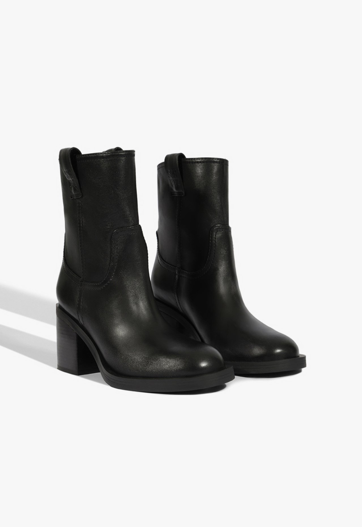 Bota Cano Médio Couro Preta
