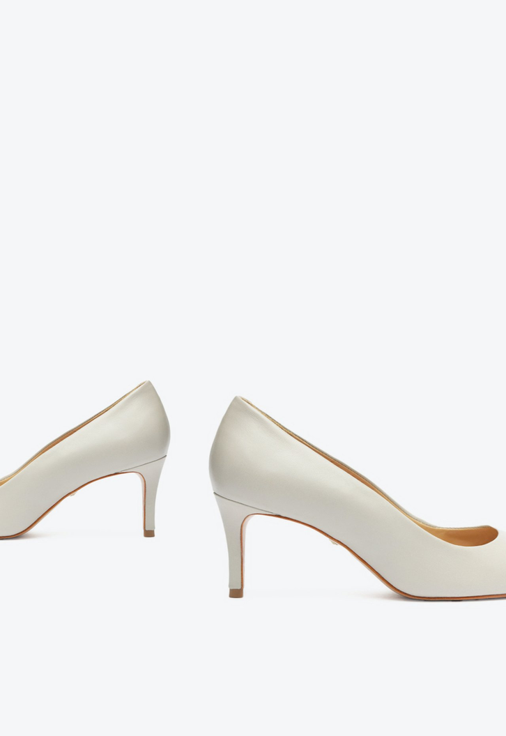 Scarpin Couro Cinza