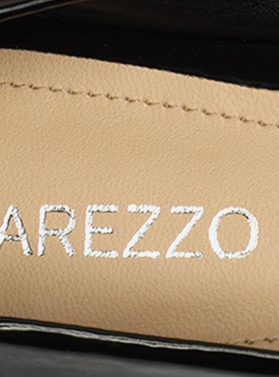 SAPATILHA PRETA AREZZO VERNIZ BICO FINO LAÇO STRASS