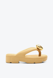 Flat Mirella Caramelo