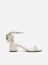 Sandália Branca Arezzo Couro Salto Bloco Maxi Flor