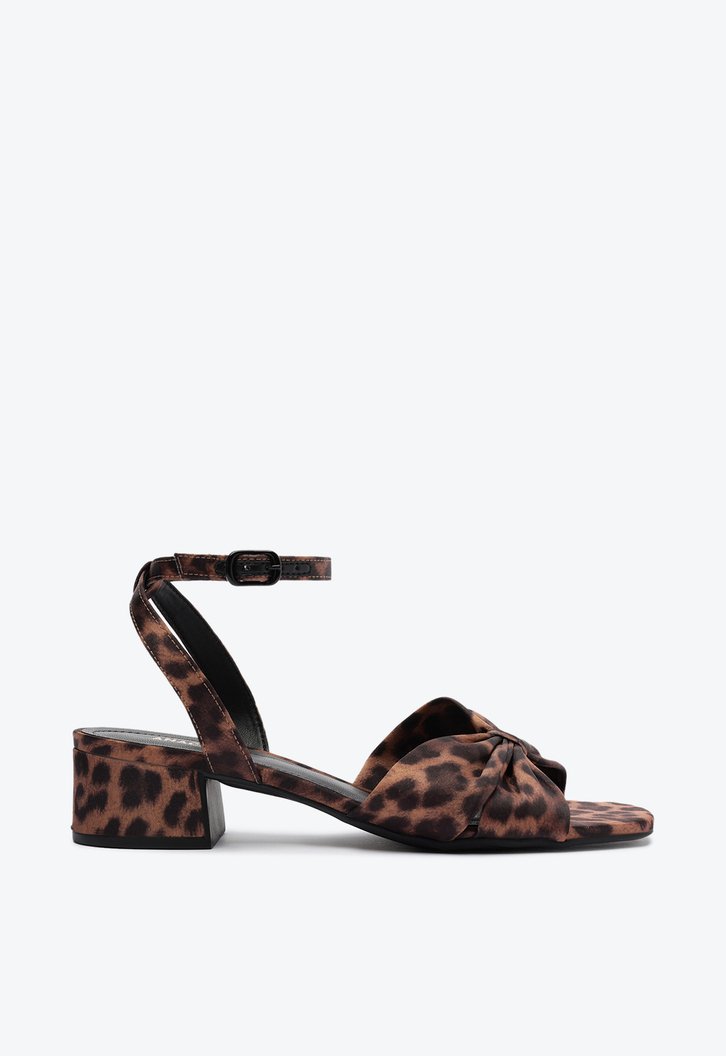 Sandália Salto Bloco Laço Animal Print