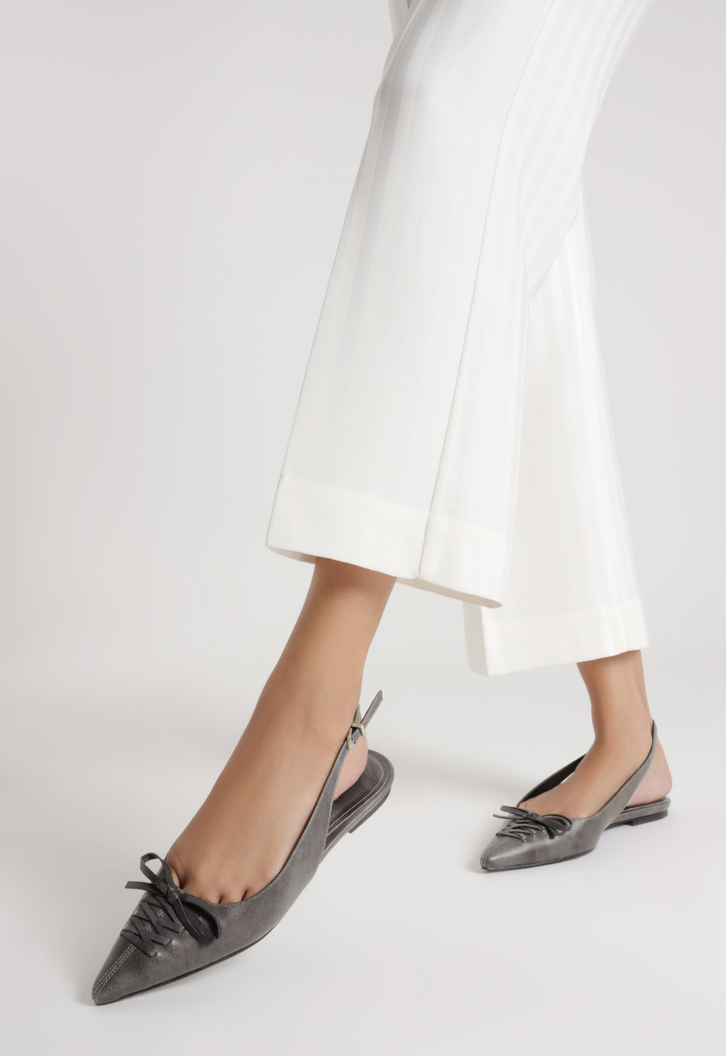 Sapato Slingback Cady Ballet Couro Preto
