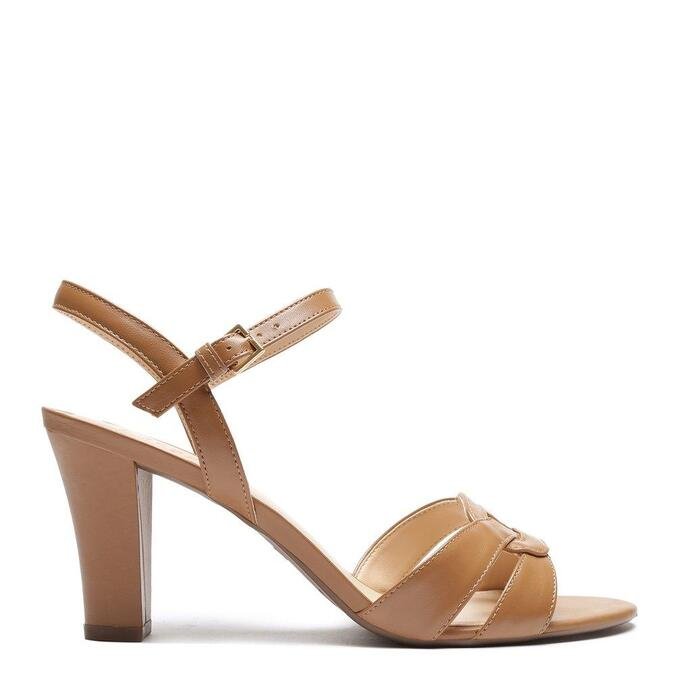 sandalia marrom arezzo