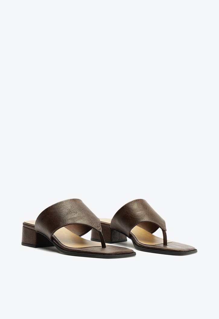 Sandália Mule Gaspéa Regular Marrom