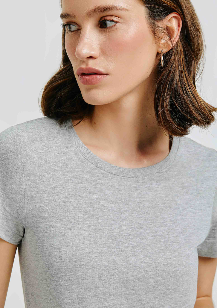 Blusa Cinza Hering Básica Manga Curta Slim World