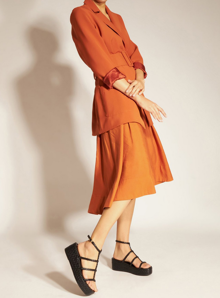 Sandália Preta Plataforma Trançada