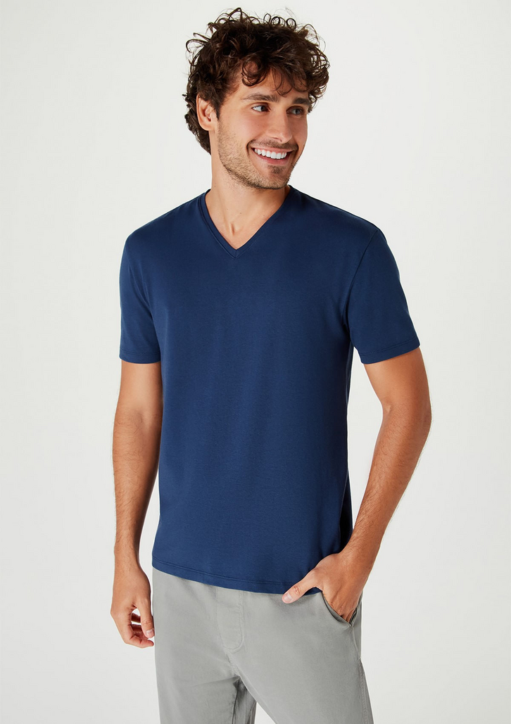Camiseta Azul Hering Básica Masculina Slim Gola V