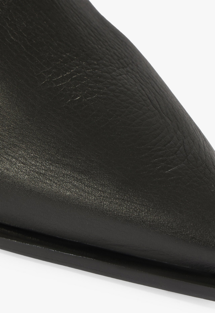 Bota Maine Buckle Couro Preta