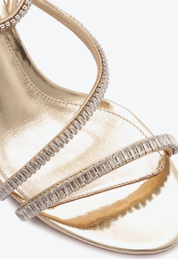Leah Zircone 60 Golden