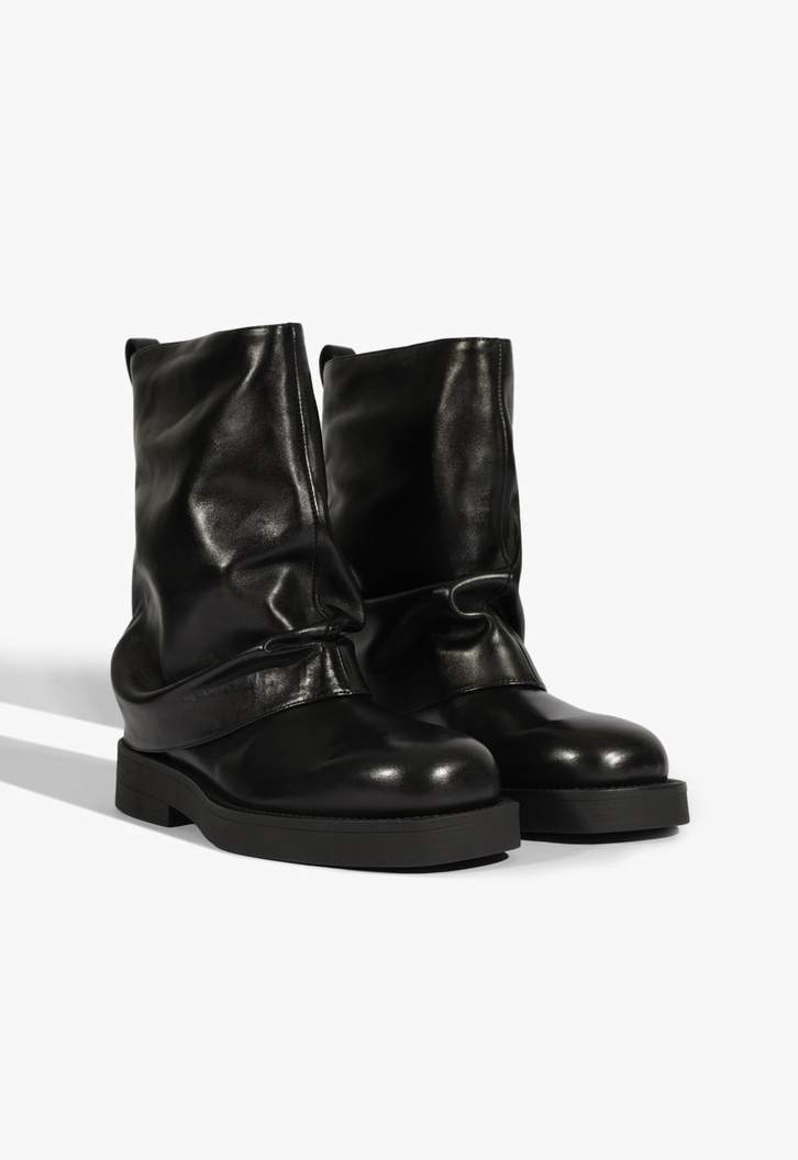 Bota Keira Cloak Preta