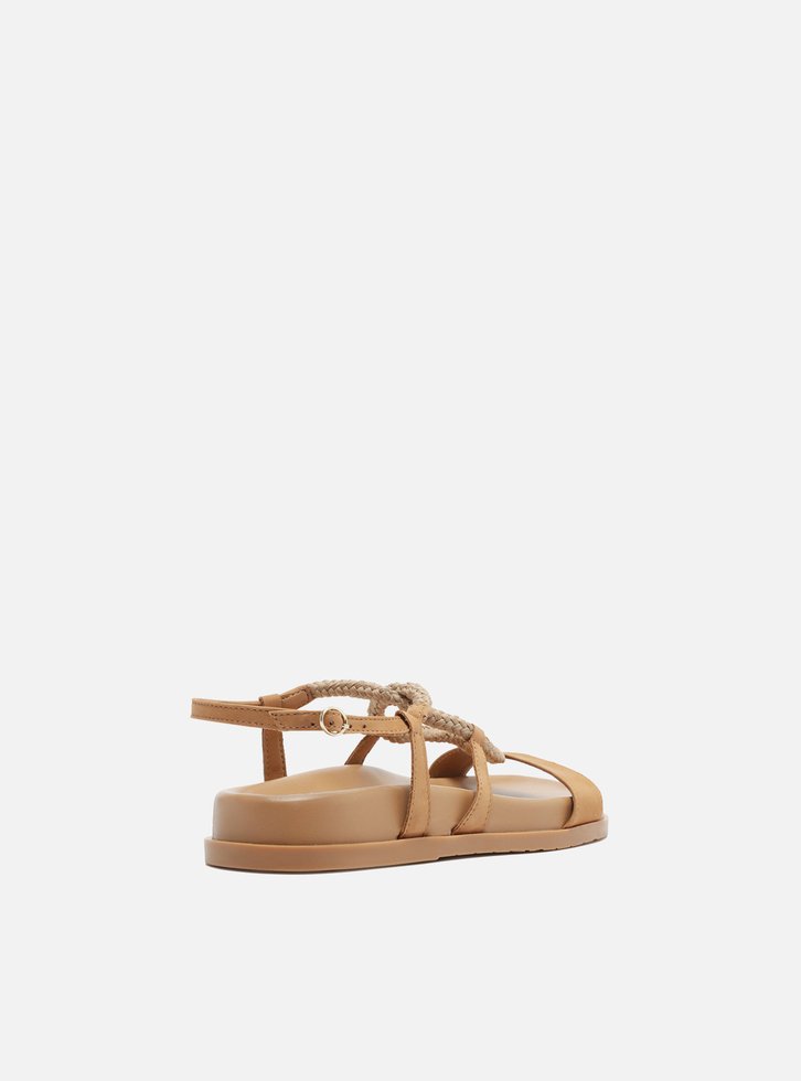 Papete Rasteiro Nude Arezzo Salto Fivela Natural