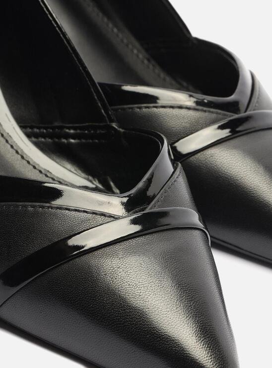SCARPIN PRETO AREZZO COURO VERNIZ SALTO BAIXO BLOCO