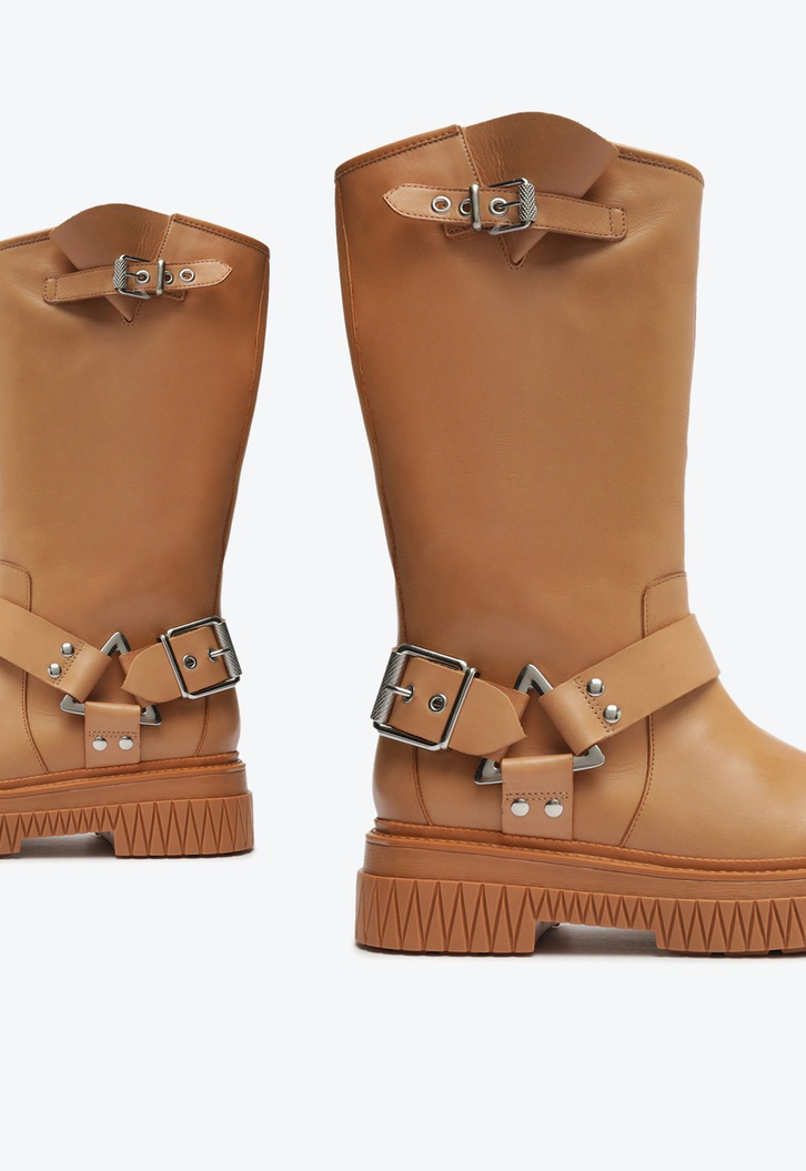 Bota Tratorada Cano Alto Couro Marrom