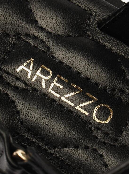 SANDÁLIA PAPETE FLATFORM PRETA AREZZO COURO GORGURÃO