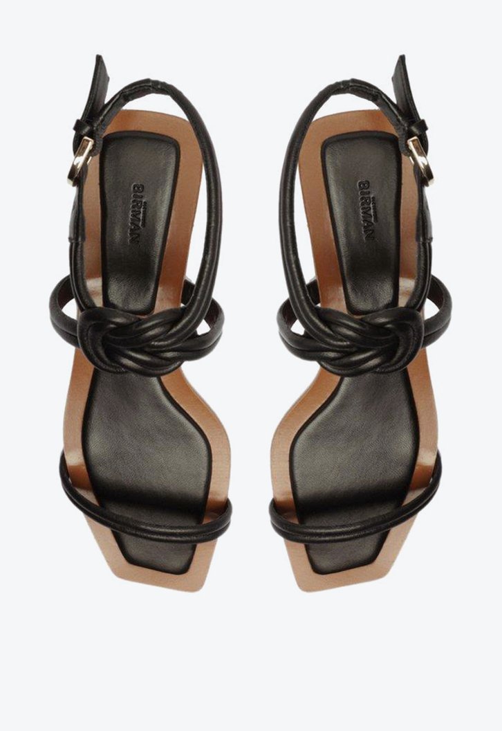 Vicky Square Padded Flat Black
