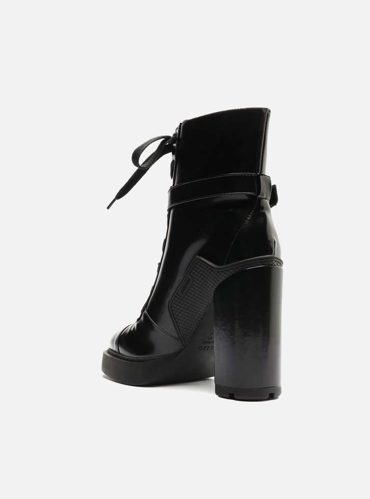 BOTA PRETA AREZZO VERNIZ SALTO ALTO
