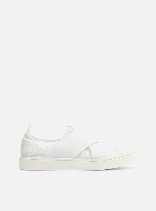 SLIP ON BRANCO AREZZO TECIDO SOLA BAIXA ELÁSTICOS
