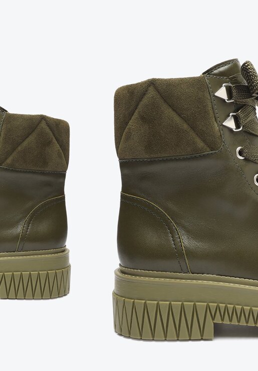 BOTA COTURNO VERDE SCHUTZ BOLD COURO