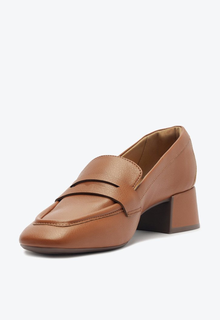 Mocassim Salto Bloco Loafer Marrom
