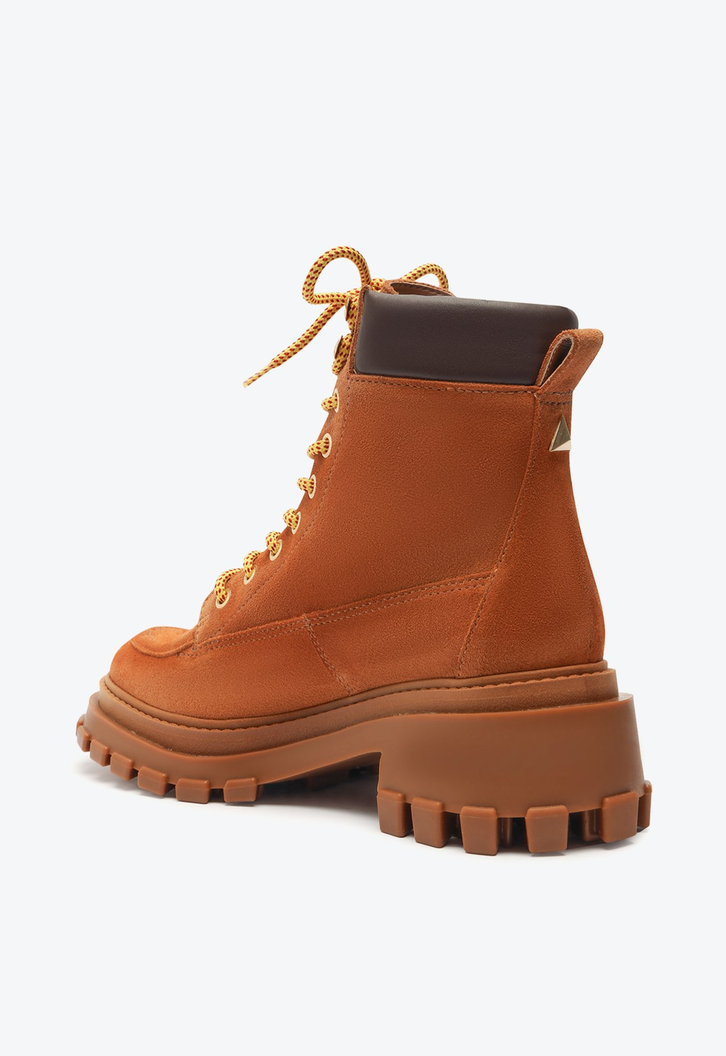 Bota Coturno Tratorada Camurça Marrom