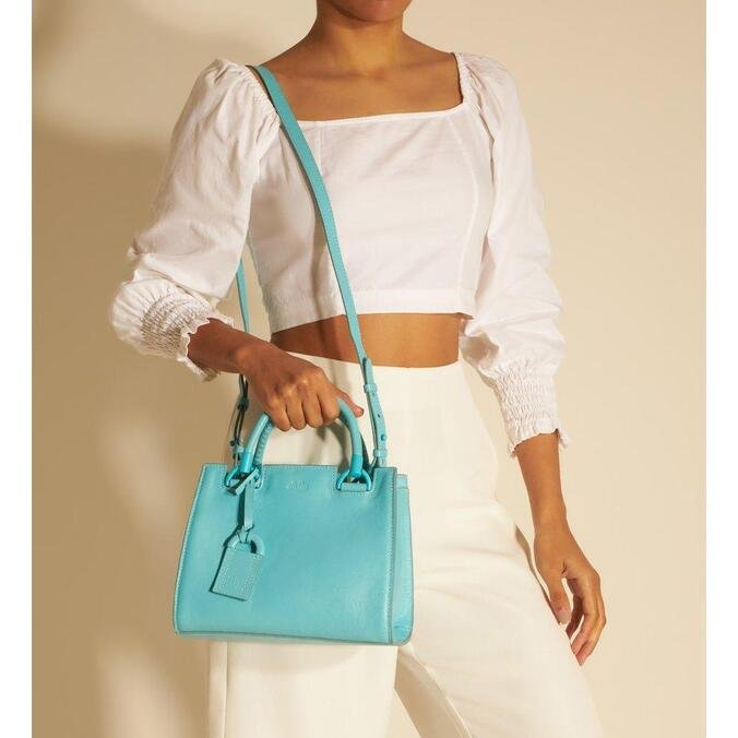 celine luco triomphe