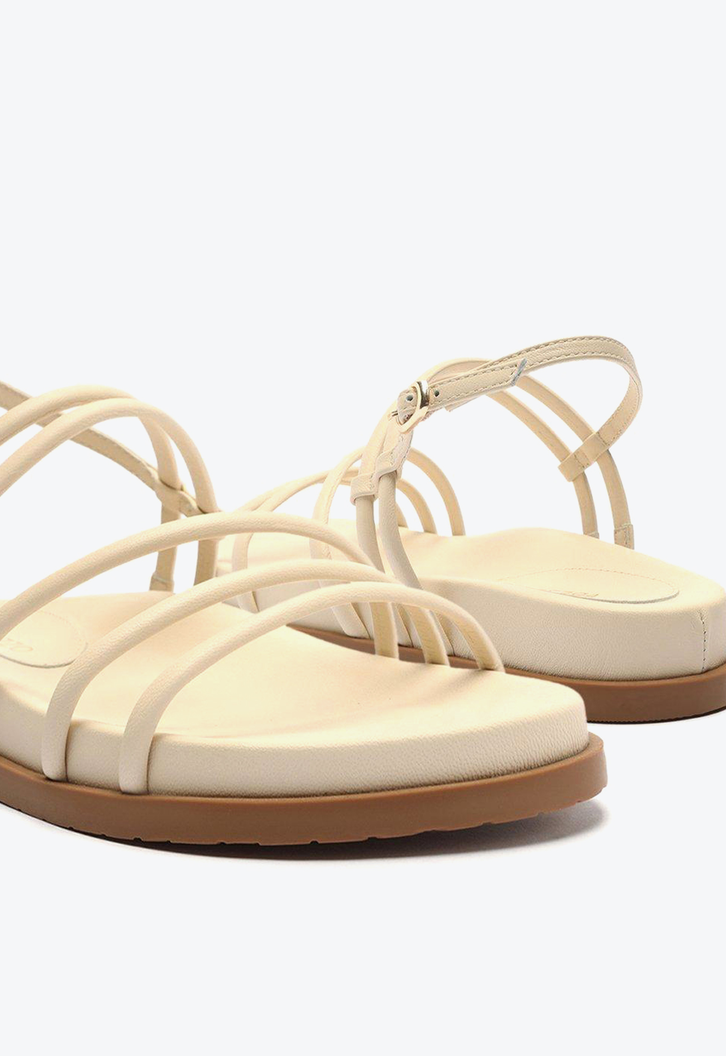 Sandália Rasteira Off-White Arezzo Tiras Fivela