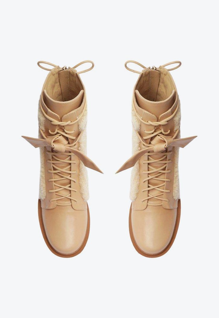 Shearling Clarita Combat Nude