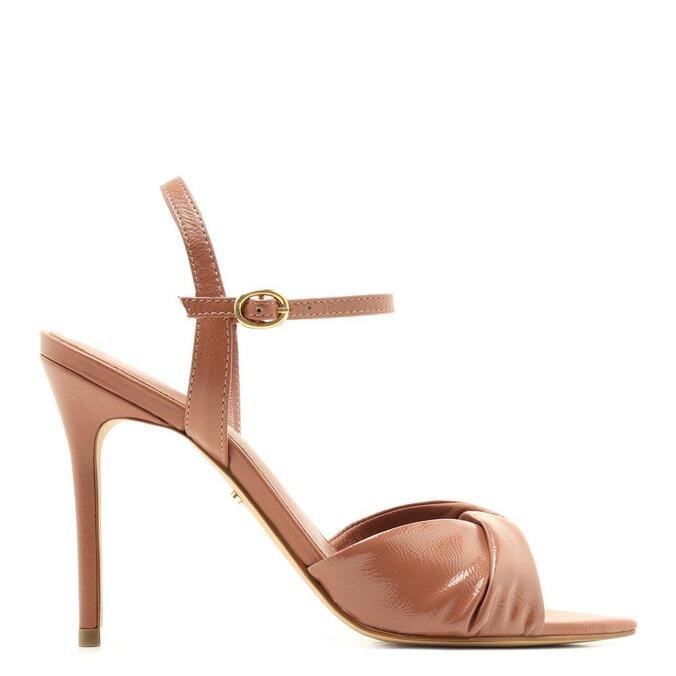 sandalia marrom salto fino