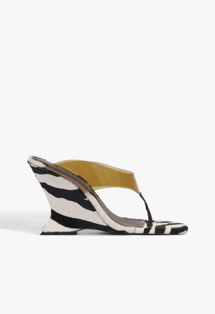 Sandália Schutz Salto Alto  Bico Quadrado Couro Animal Print