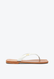 Flat Esther Marrom