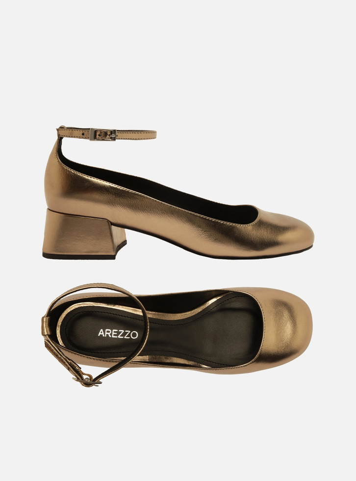 Sapato Dourado Arezzo Boneca Couro Salto Bloco Fivela
