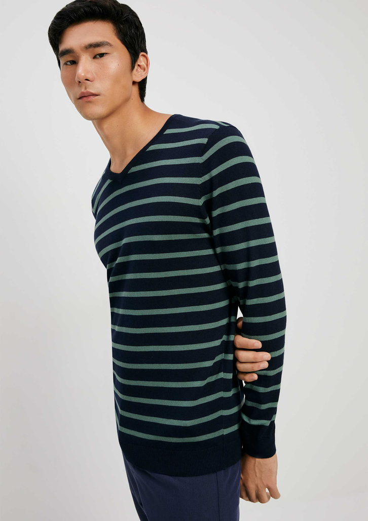 Suéter Azul Hering Masculino Listrado Gola V Em Tricô
