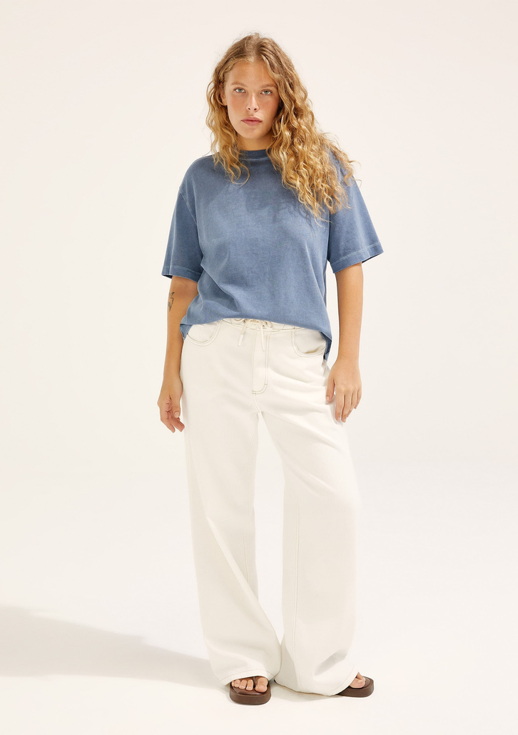 Camiseta Azul Hering Oversized Hering + Cosmo