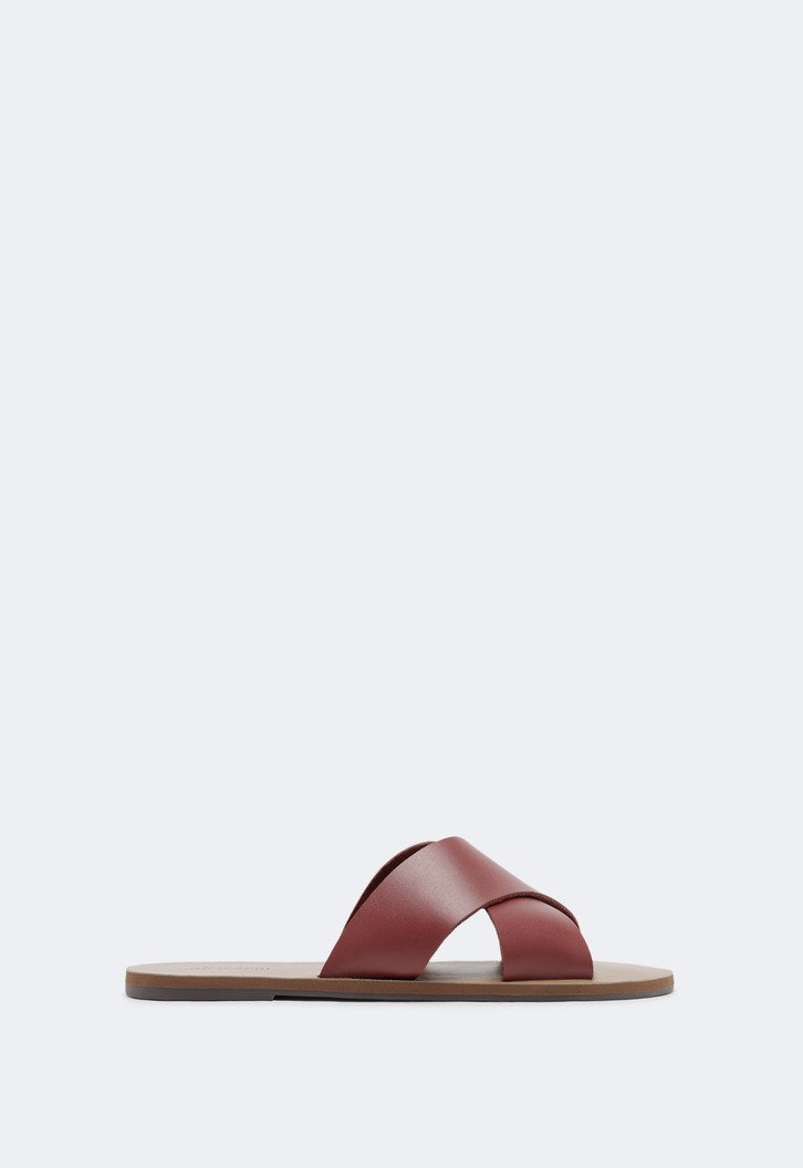 Rasteira Tiras Cruzadas Couro Vermelha