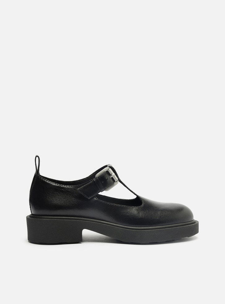 Sapato Boneca Preto Couro Tratorado Fivela
