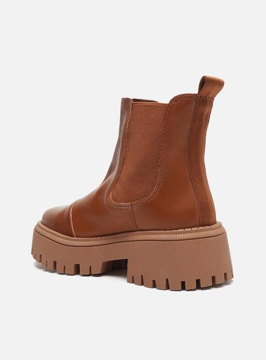 BOTA MARROM AREZZO TRATORADA