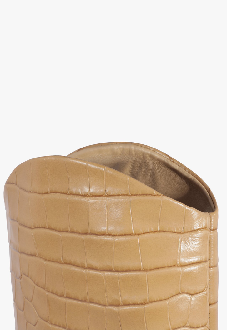 Bota Croto Marrom