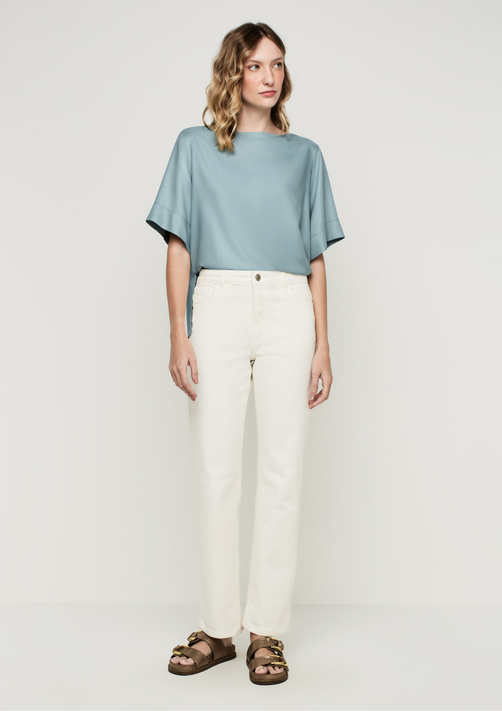 Blusa Verde Dzarm Decote Canoa Em Viscose Sarjada